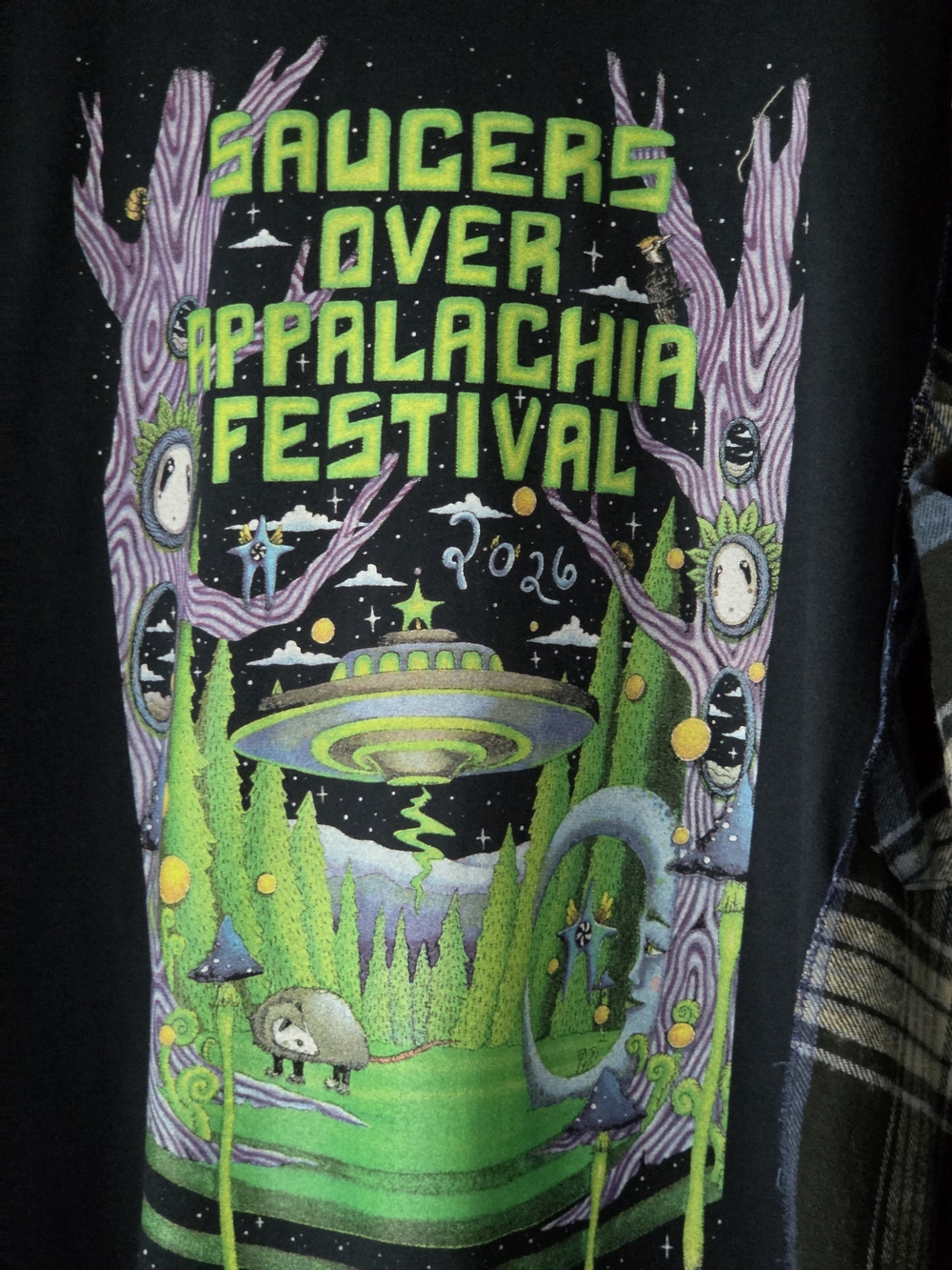 Upcycled Saucer Over Appalachia Festival Black Graphic T-shirt - Picture 5 of 10
